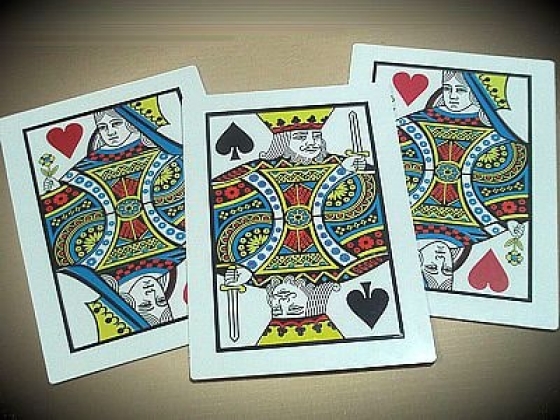 AUTOMATIC THREE CARDS PRO